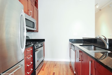 Printers Corner unit 904, Chicago, IL 60605 - photo 6