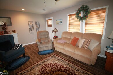 508 E Stuart St, Clarinda, IA 51632 - photo 4