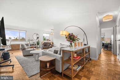 4600 Connecticut Ave NW unit 810, Washington, DC 20008 - photo 3