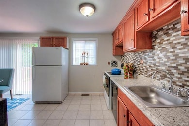 New ceramic tile floor (2019)