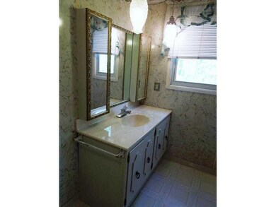 Full Bath.