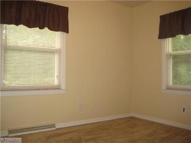1st Bedroom.