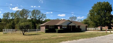 1 Acre Lot.