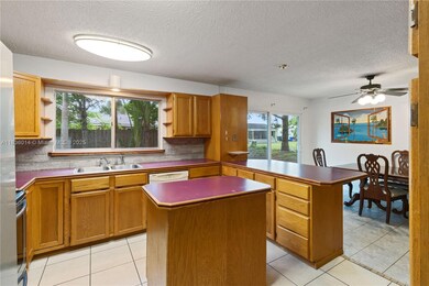 961 Schumann Dr, Sebastian, FL 32958 - photo 3