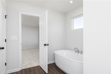 1310 Jordan Brook Dr, Lawrenceville, GA 30043 - photo 4