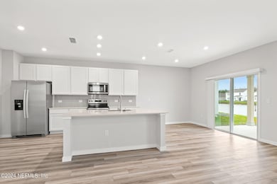 14726 Cashew Ave, Jacksonville, FL 32218 - photo 5