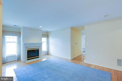 9400 Wordsworth Way unit 404, Owings Mills, MD 21117 - photo 3