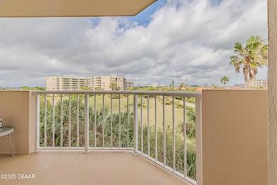 3 Oceans West Boulevard Unit 4 A-5-32