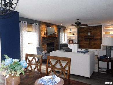 1419 W 51st St, Davenport, IA 52806 - photo 4