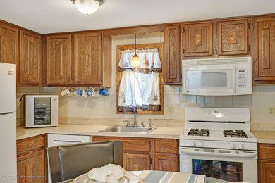 1210 Taylor Ln Forked River NJ-large-015