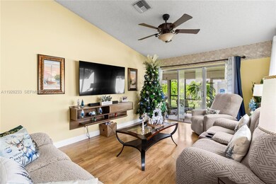 7464 Pinewalk Dr S unit 8118, Margate, FL 33063 - photo 3