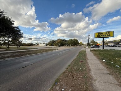 9631 Scott St, Houston, TX 77051 - photo 6