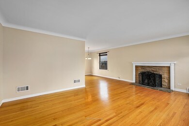 2104 Norfolk Ave, Westchester, IL 60154 - photo 4
