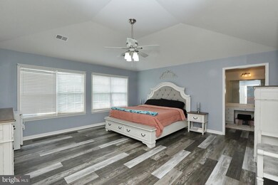 10340 Stewards Chance Ln, White Plains, MD 20695 - photo 6