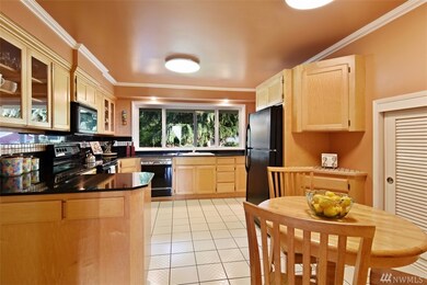 808 9th St, Mukilteo, WA 98275 - photo 5