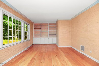 11 Tomahawk Ln, Greenwich, CT 06830 - photo 3