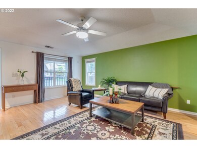 1016 S Mill Pl, Newberg, OR 97132 - photo 7