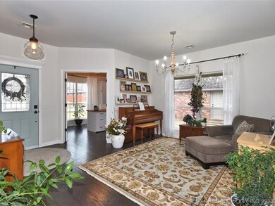 924 S 71st St, Broken Arrow, OK 74014 - photo 5