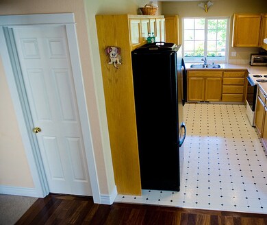 1307 Sara Ct, Bellingham, WA 98226 - photo 2