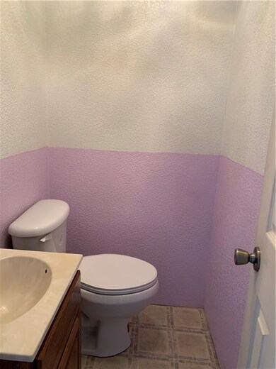 906 W Adams St, Creston, IA 50801 - photo 3