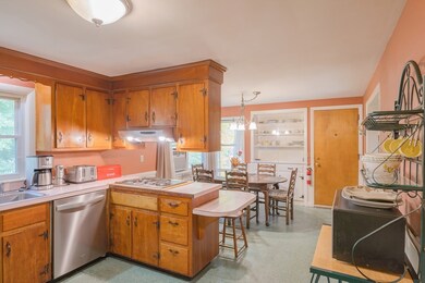 27 Short St, South Easton, MA 02375 - photo 7