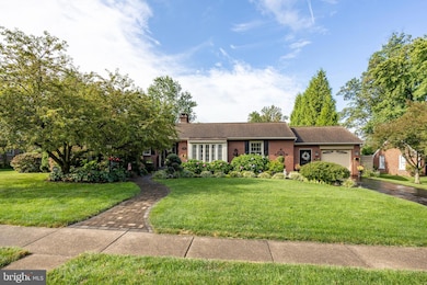 422 N 4th St, Souderton, PA 18964 - photo 2