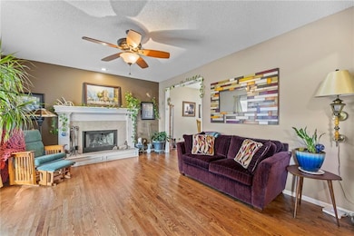 20729 S Barker Rd, Spring Hill, KS 66083 - photo 5