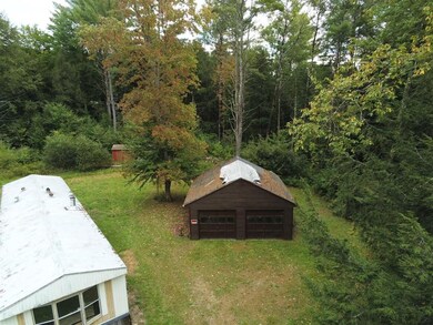 343 W Unity Rd, Claremont, NH 03743 - photo 5