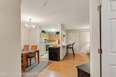 228 Wedgewood Cir, Middletown, NJ 07748 - photo 3