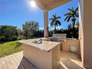 16800 Stratford Ct, Southwest Ranches, FL 33331 - photo 4