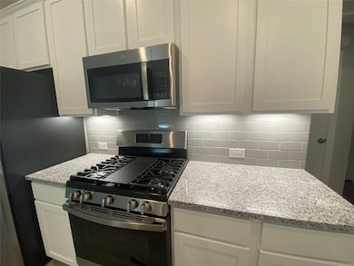 3206 Spanish Oak Ln, Rosenberg, TX 77471 - photo 6