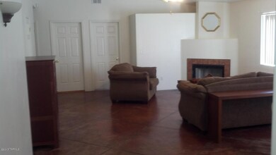 Living room 2