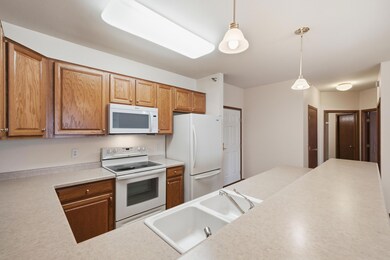 8200 W 33rd St unit 310, Saint Louis Park, MN 55426 - photo 7