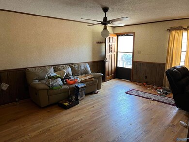 511 W Grand Ave, Rainbow City, AL 35906 - photo 5