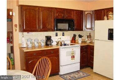 1426 Nelson Ln, Amissville, VA 20106 - photo 4