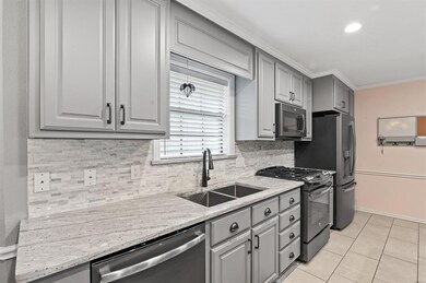 1009 Chapel Dr, Denton, TX 76205 - photo 7