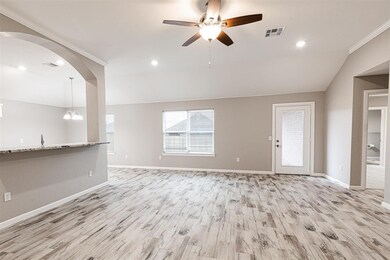 223 NW Sandstone Ave, Cache, OK 73527 - photo 5