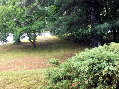 13 East Ave, North Adams, MA 01247 - photo 2