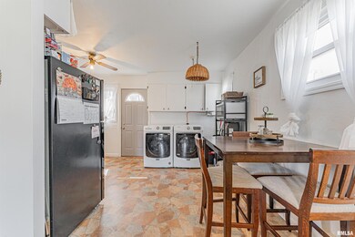 213 Nugent Place, Lincoln, IL 62656 - photo 6