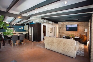 5827 10th st-12.jpg