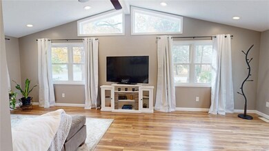 116 E Court Dr, Decatur, IL 62526 - photo 4