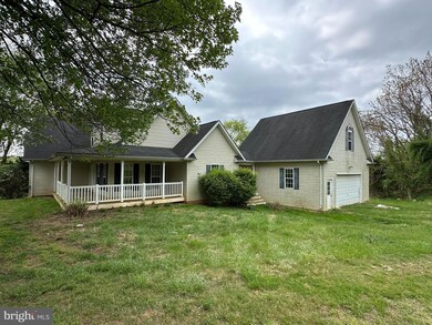 4 Castle Rock Ln, Castleton, VA 22716 - photo 3