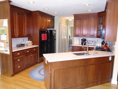 21 Windsor Rd, East Walpole, MA 02032 - photo 4