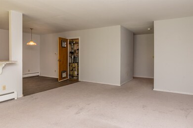 24 Winding Brook Dr, South Burlington, VT 05403 - photo 7