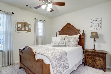 216 Rippling Creek Ln, Alvin, TX 77511 - photo 7