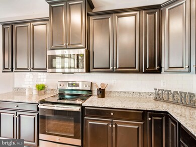 8212 Heraldry Dr, Severn, MD 21144 - photo 7