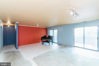 8009 Greenspring Way unit B, Owings Mills, MD 21117 - photo 4