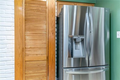 4195 Timber Ln, Des Moines, IA 50317 - photo 5