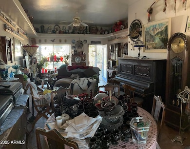 16040 S Elizabeth Place, Arizona City, AZ 85123 - photo 3