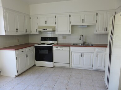 Spacious kitchen